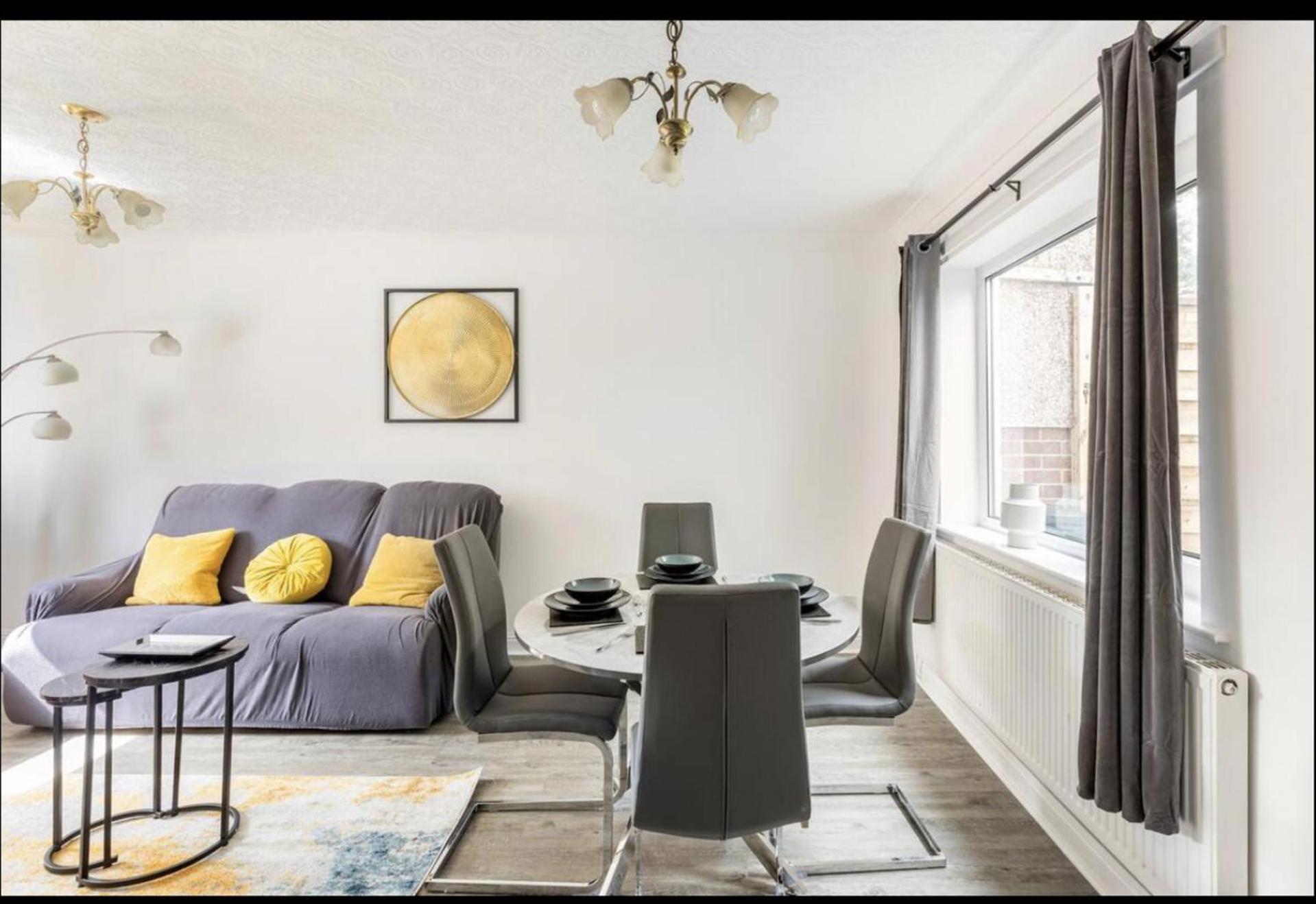 Come & Unwind In Charming 5 Bed House In Blackburn Blackburn  Kültér fotó