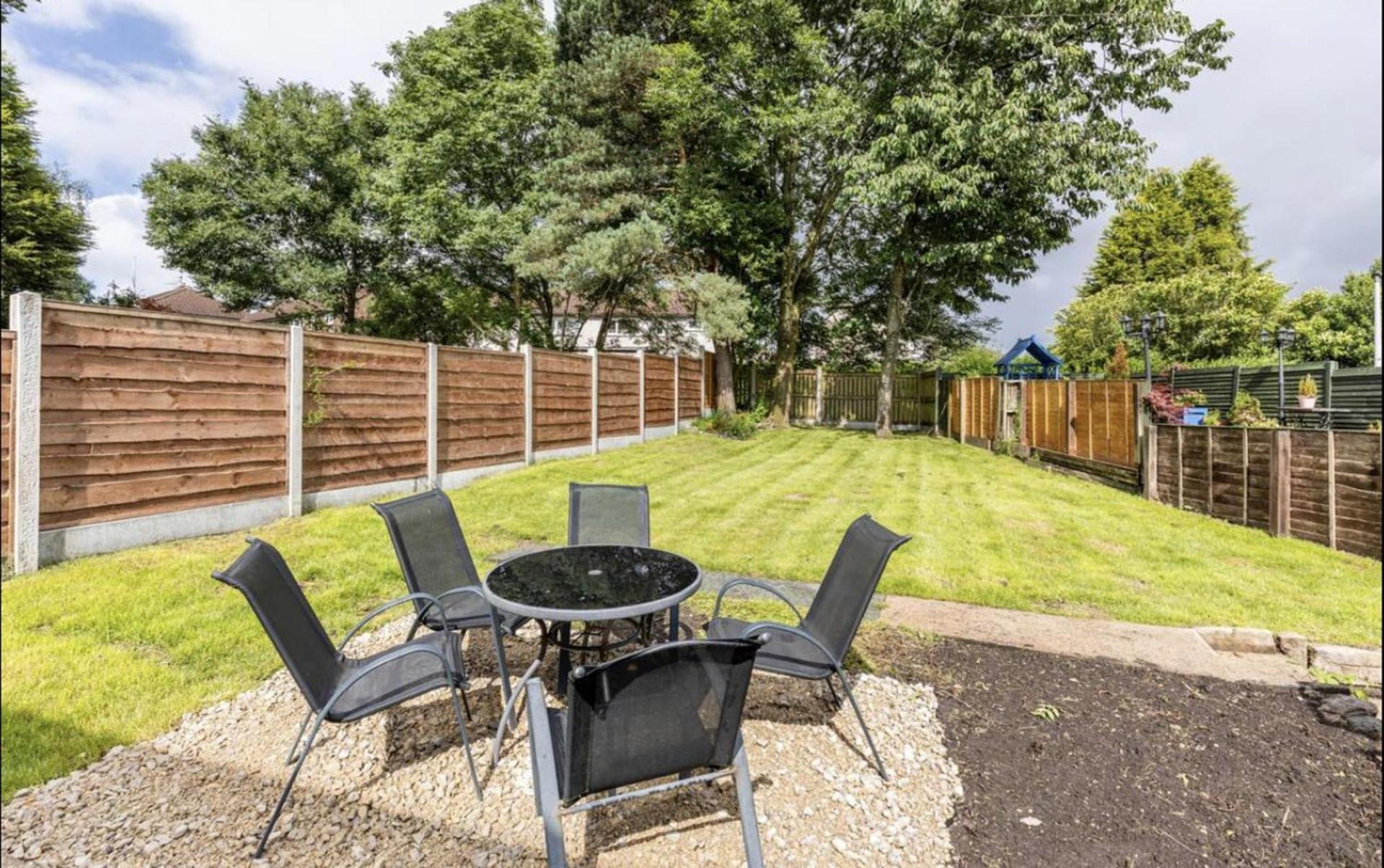 Come & Unwind In Charming 5 Bed House In Blackburn Blackburn  Kültér fotó