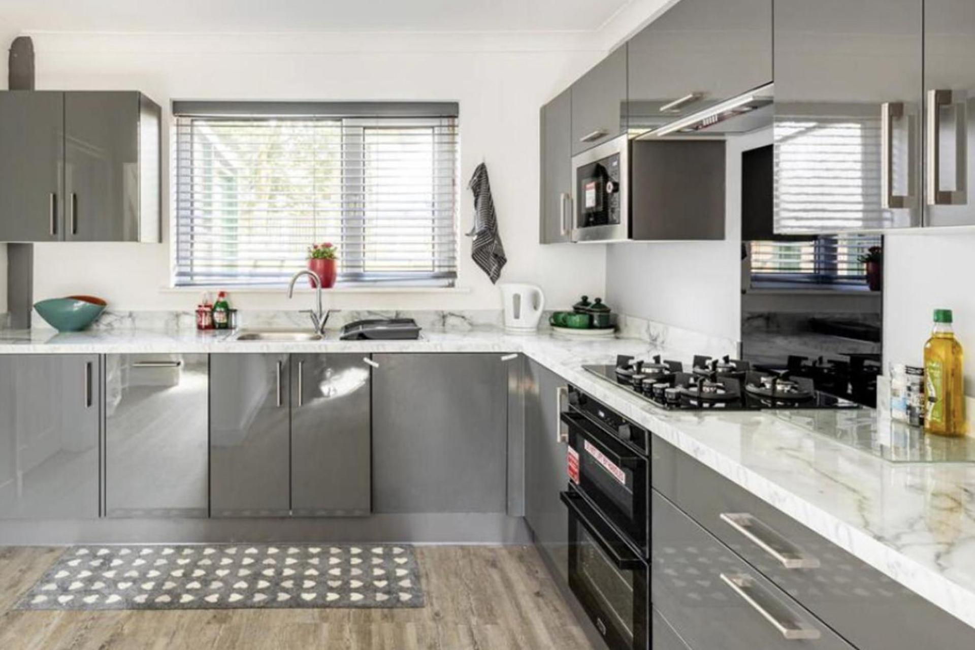 Come & Unwind In Charming 5 Bed House In Blackburn Blackburn  Kültér fotó